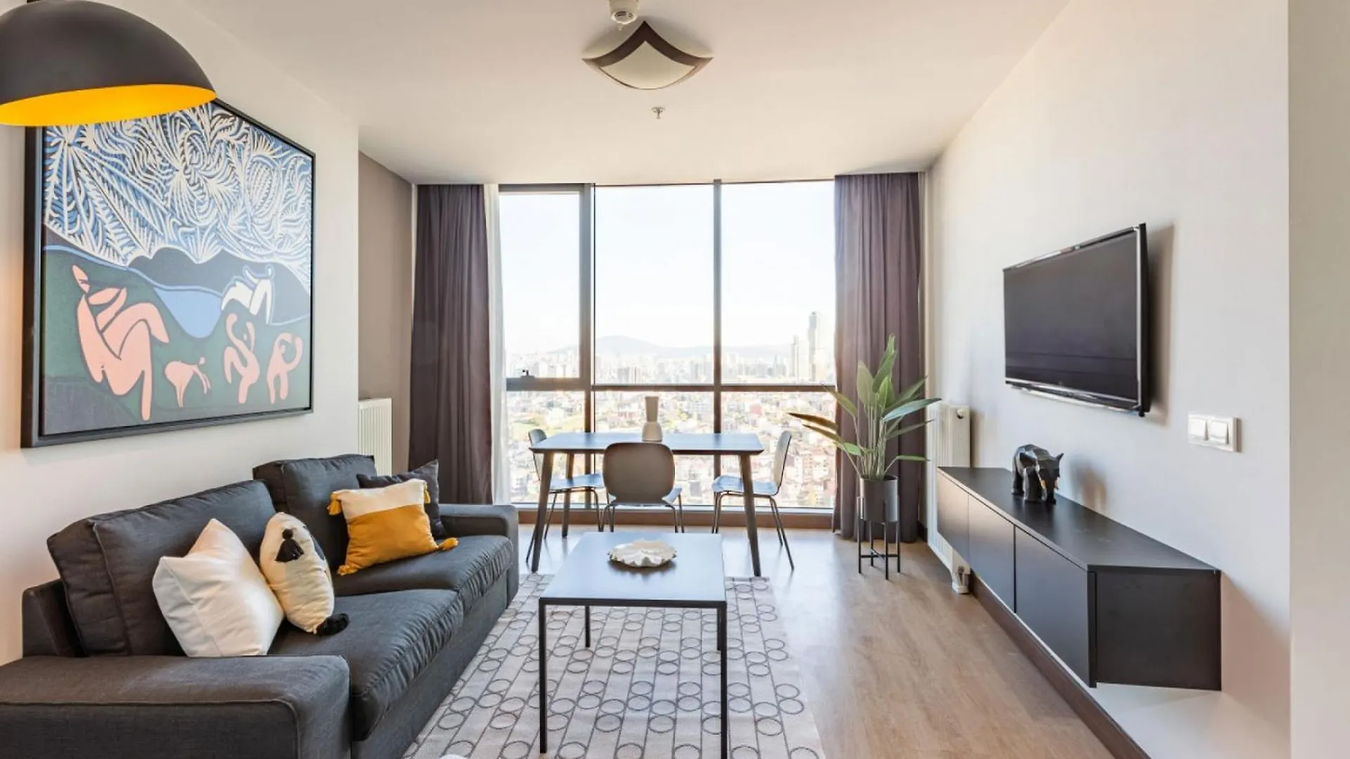 Charming Flat With Gorgeous City View In Atasehir Apartment Istanbul